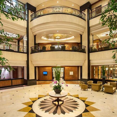 Menara Peninsula Hotel Jakarta Exterior photo
